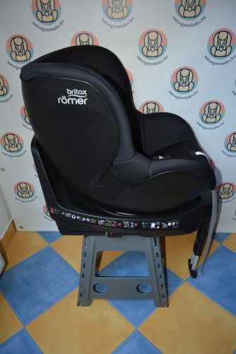 BRITAX RÖMER DUALFIX PLUS i-Size isofix "Space Black" HIBÁTLAN 61-105cm gyerekülés (2026-os!)