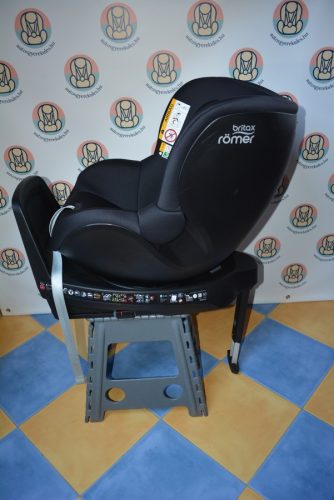 BRITAX RÖMER DUALFIX PLUS i-Size isofix "Space Black" HIBÁTLAN 61-105cm gyerekülés (2026-os!)