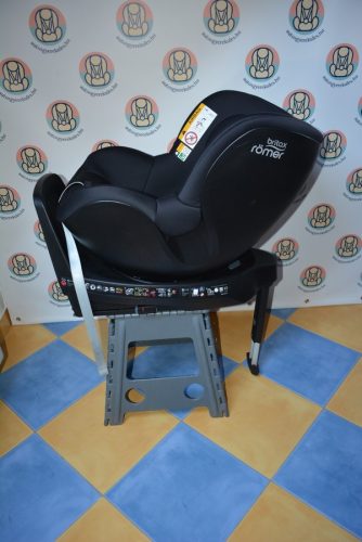 BRITAX RÖMER DUALFIX PLUS i-Size isofix "Space Black" HIBÁTLAN 61-105cm gyerekülés (2026-os!)