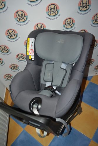Britax Römer Dualfix M i-Size 61-105cm "Storm Grey" GYÖNYÖRŰ reboard gyerekülés