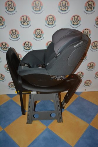 Maxi-Cosi Mica UP 61-105cm "Authentic Graphite" GYÖNYÖRŰ gyerekülés 