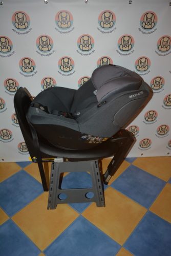 Maxi-Cosi Mica UP 61-105cm "Authentic Graphite" GYÖNYÖRŰ gyerekülés 